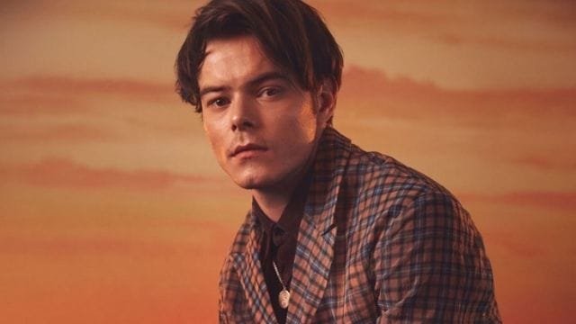 Charlie Heaton Net Worth