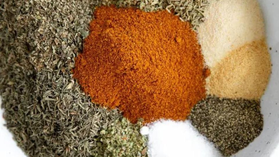 What is in Poultry Seasoning