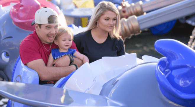 Is Noah Thompson Married