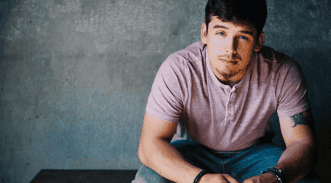 Is Noah Thompson Married