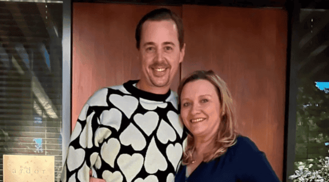 Who is Sean Murray Married to