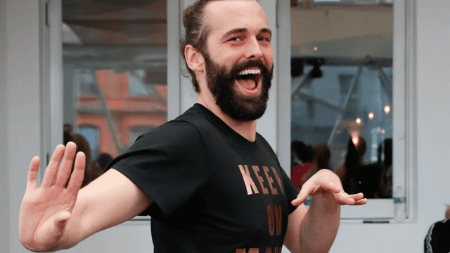 Is Jonathan Van Ness Gay