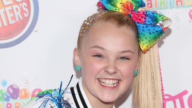 is JoJo Siwa gay