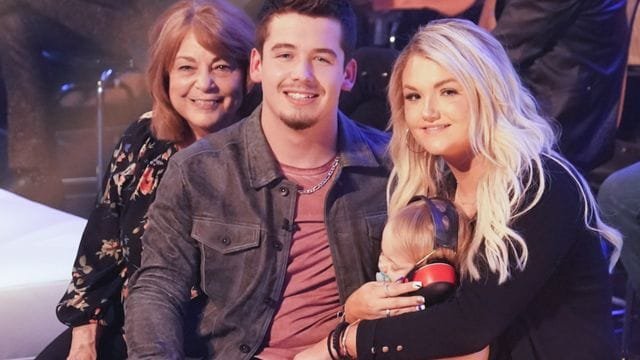 who is noah thompson dating