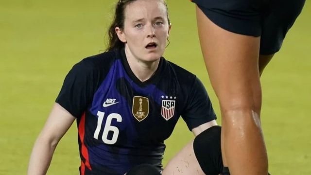 Is Rose Lavelle lesbian