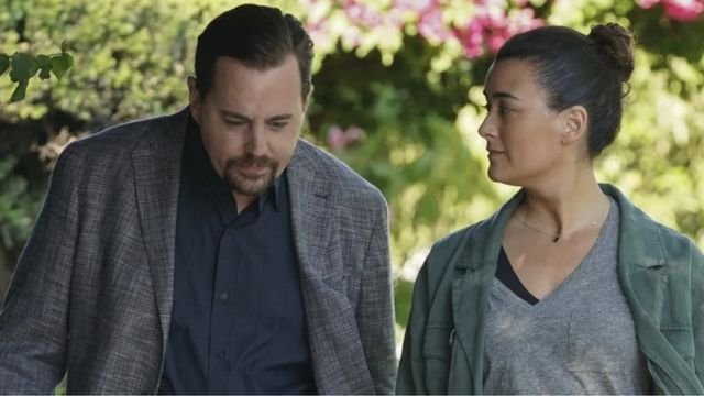 Is Cote De Pablo Gay?