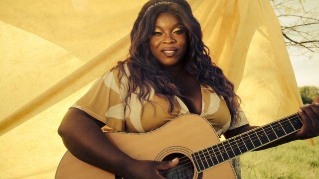 Is Yola Pregnant?