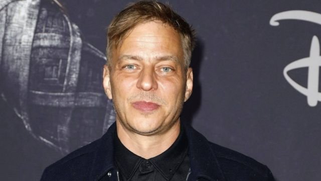 Is Tom Wlaschiha Gay?
