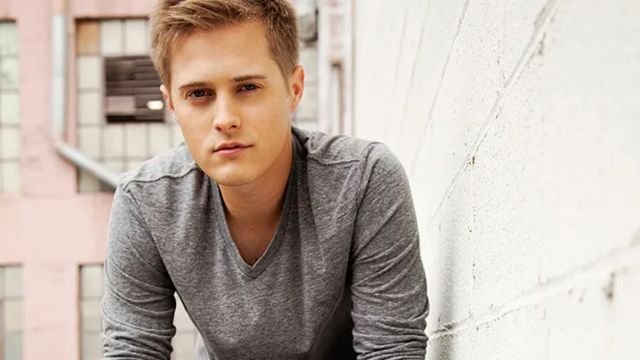 Is Lucas Grabeel Married?