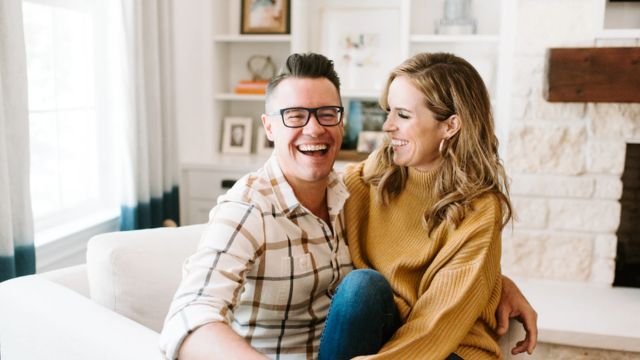 Rachel Hollis Dating