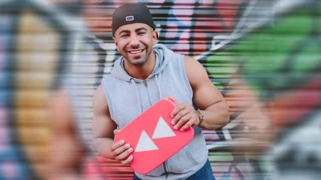 Is FouseyTube Gay?