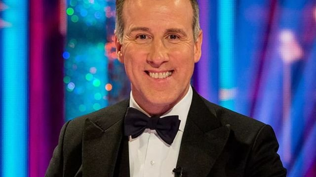 Is Anton Du Beke Gay?