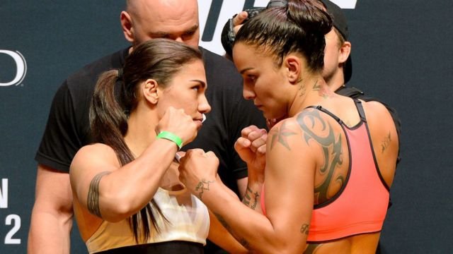 Jessica Andrade Lesbian