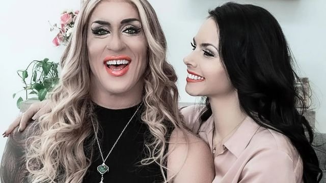 Is Gabbi Tuft Divorced?
