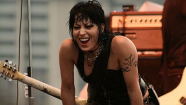 Is Joan Jett Gay?