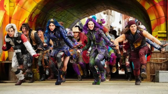 Descendants 4 Release Date