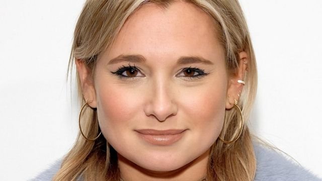 who is danielle bernstein dating