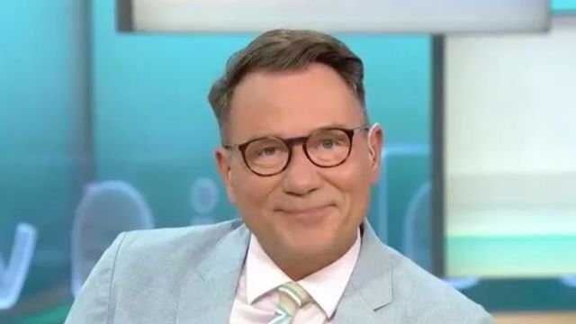 Is Richard Arnold Gay?