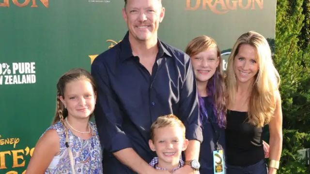 Is Matthew Lillard Gay?