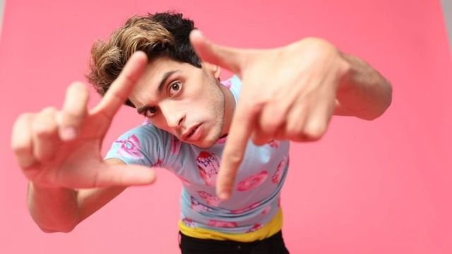 Is Brandon Rogers Gay?