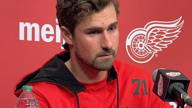 Who Is Dylan Larkin Wife?