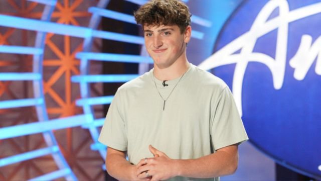 Is Benson Boone Gay?