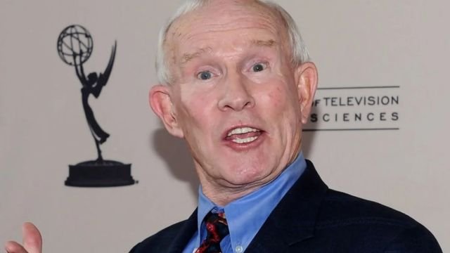 Tom Smothers Net Worth