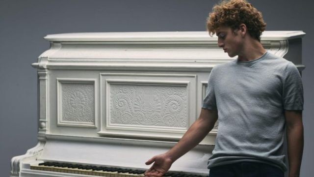 Is Benson Boone Gay?