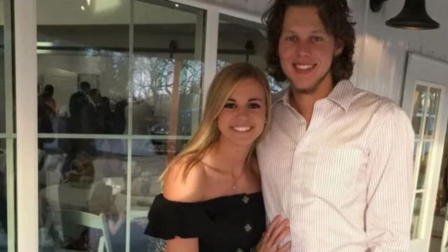 Who is Alec Bohm Girlfriend?