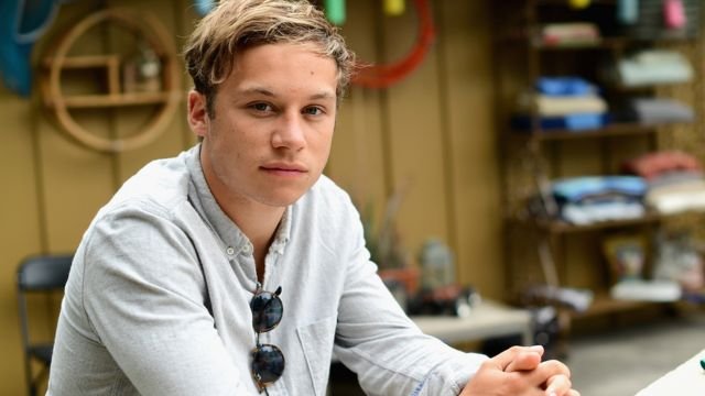 Is Finn Cole Gay?