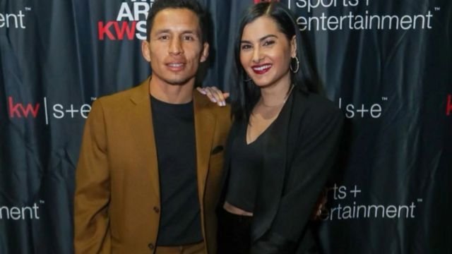 Who is Megan Olivi Husband?