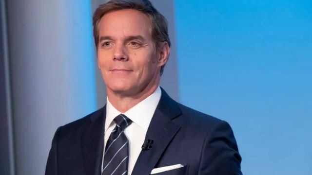 Is Bill Hemmer Gay?