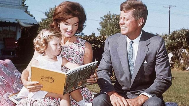 John F Kennedy Wife