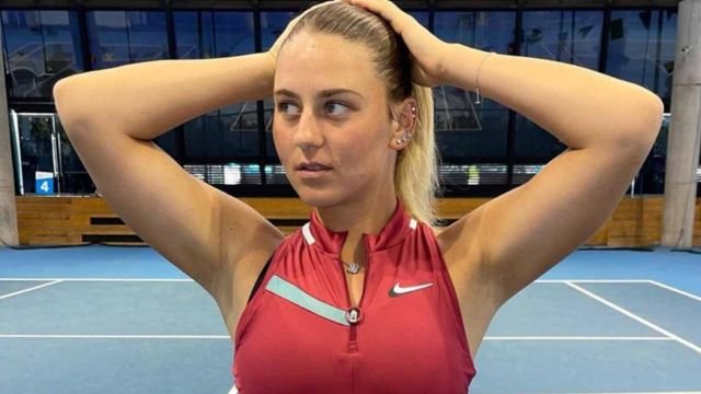 Marta Kostyuk Husband