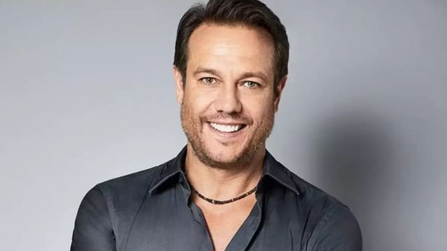 Angus Mitchell Net Worth