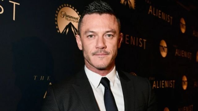 Is Luke Evans Gay?