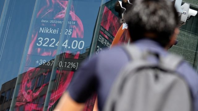 Stock market today: Shares fall in Europe after gains in Asia. US markets are closed for a holiday