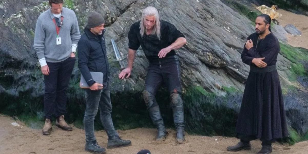 Liam Hemsworth Looks Stunning in Geralt's Appearance for 'The Witcher'!